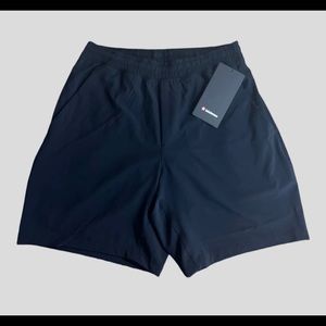 Black Men’s Lululemon shorts